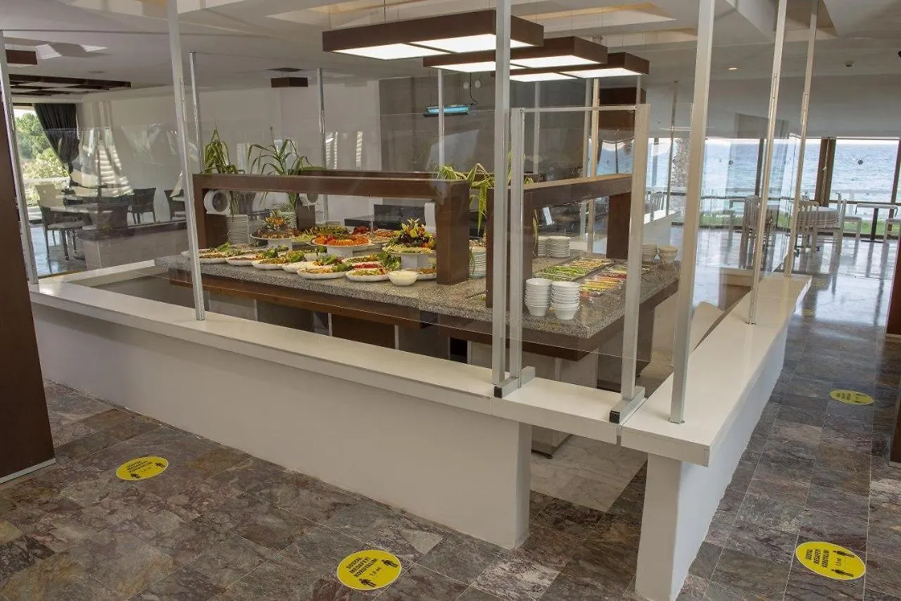 Cesme Ladin Hotel טורקיה
