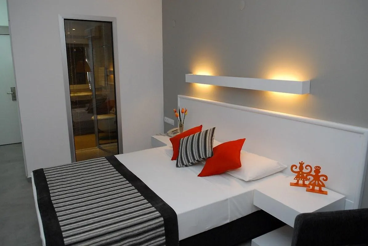 ***  Cesme Ladin Hotel טורקיה