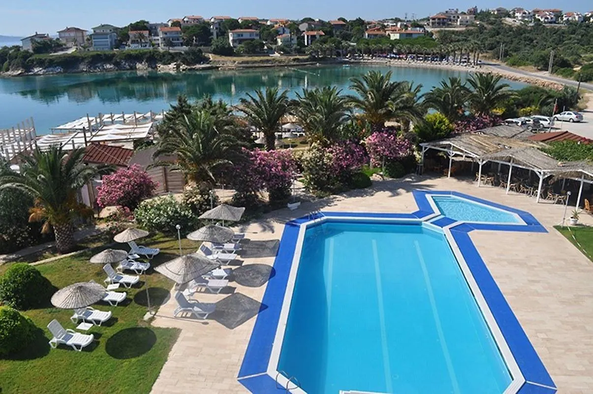 Cesme Ladin Hotel