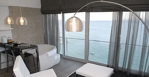 Cesme Ladin Hotel