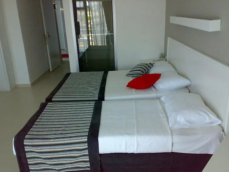 Cesme Ladin Hotel טורקיה