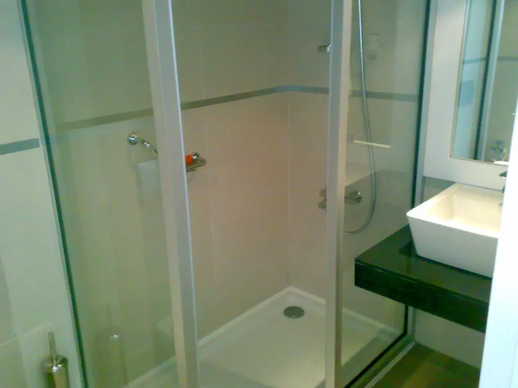 Cesme Ladin Hotel
